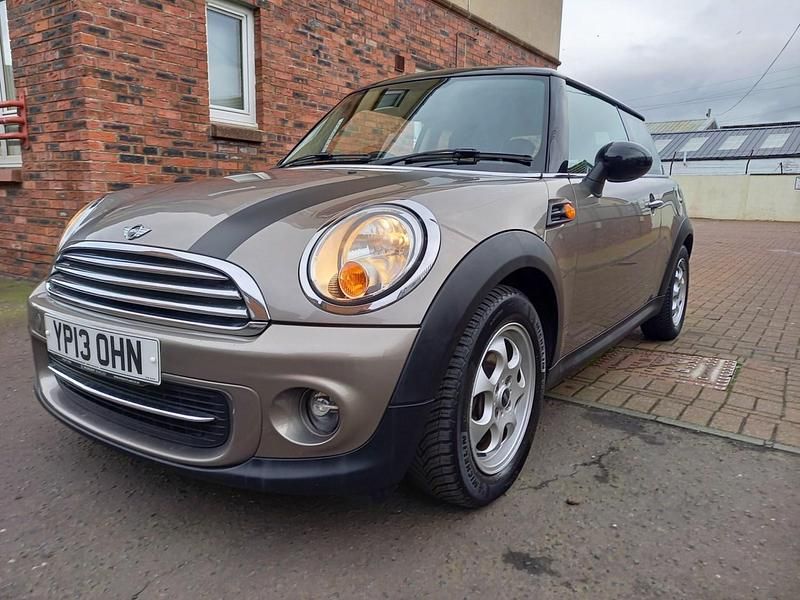 Silver Used 2013 Mini Cooper Hatch Hatchback | £4,499 (Super price) - Image 1/4