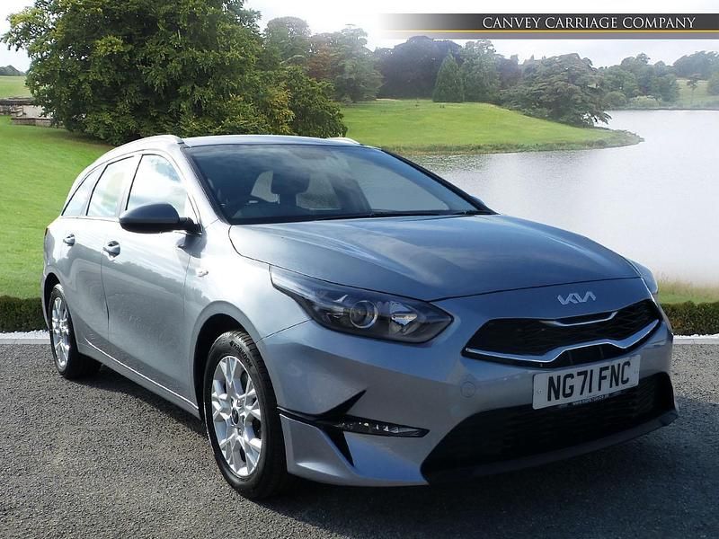 Silver Used 2022 Kia Ceed Sportswagon Estate | £13,000 (Good price) - Image 1/4
