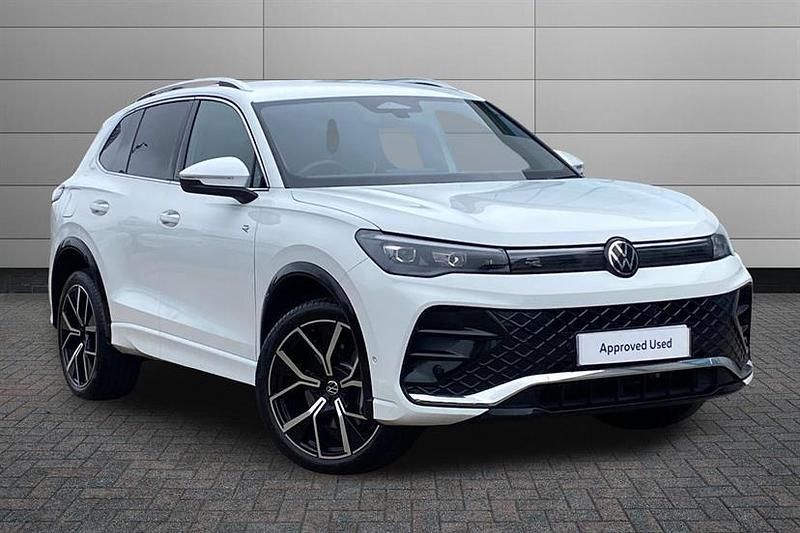 Used VW Tiguan R-line 272 HP (200 kW) 2025 Pure white SUV