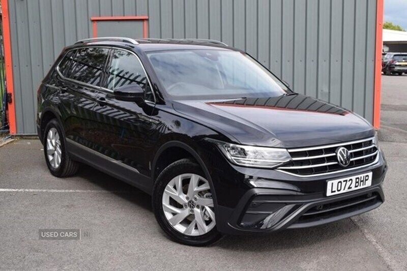 Black Used 2022 VW Tiguan Allspace Life SUV | £25,285 (Good price) - Image 1/1