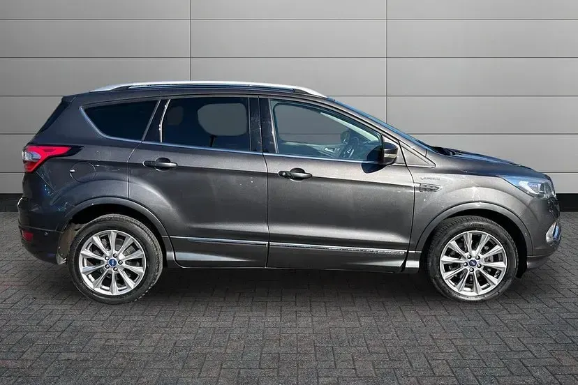 Used Ford Kuga Vignale 182 HP (133 kW) 2018 Magnetic SUV