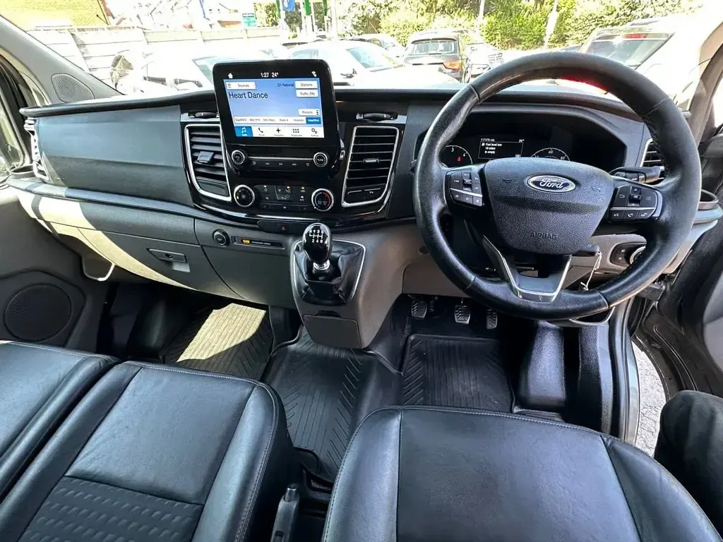 Used Ford Transit Custom Sport 170 HP (125 kW) 2018 Grey Van