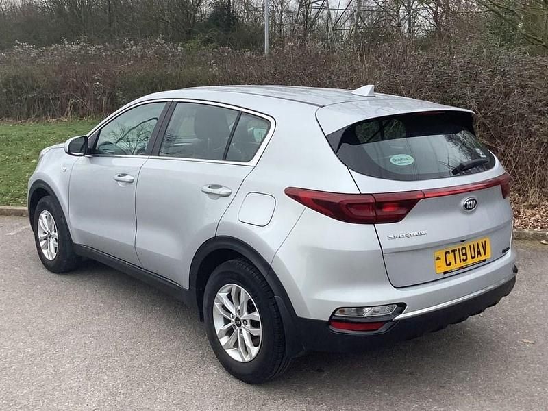 Begagnad Kia Sportage 114 HK (83 kW) 2019 Silver SUV