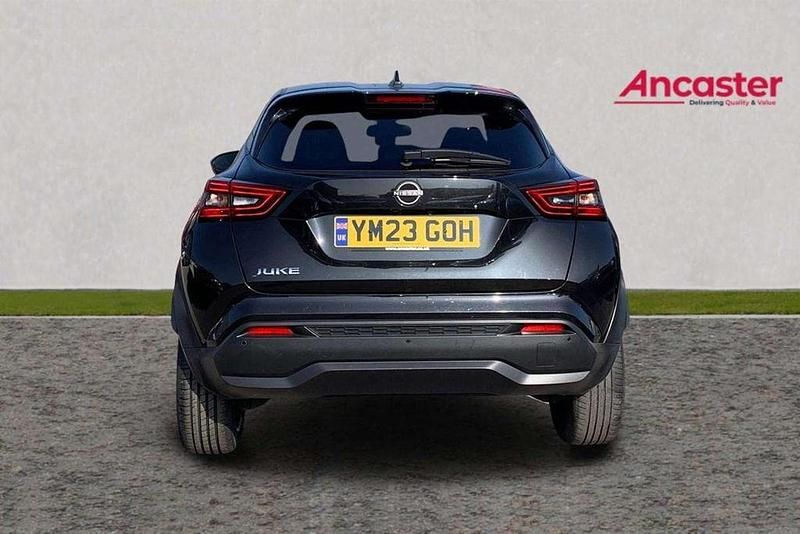 Used Nissan Juke N-Connecta 112 HP (82 kW) 2023 Black SUV
