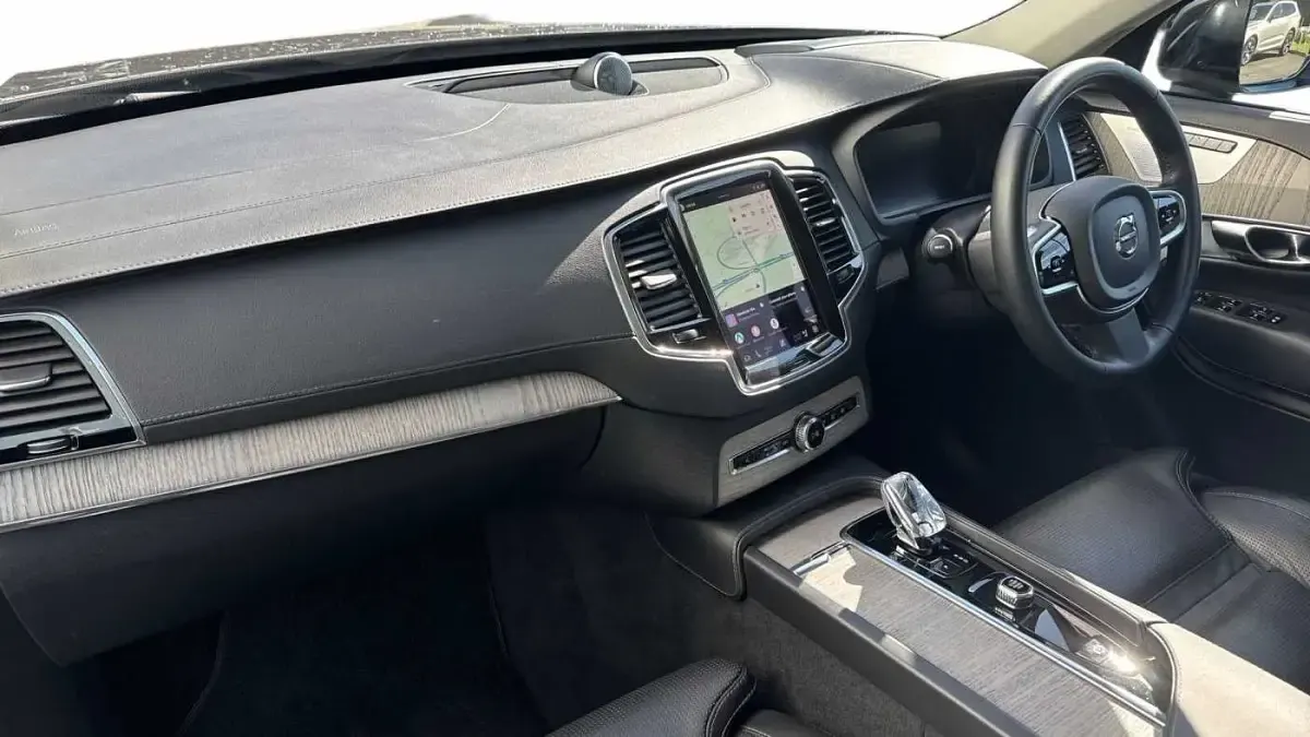 Used Volvo XC90 Ultimate 295 HP (216 kW) 2024 Grey SUV