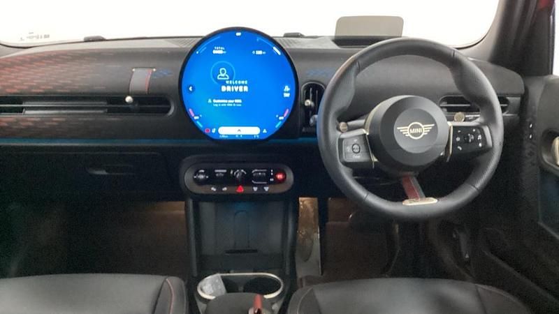 Usado Mini Cooper Hatch 113 kW (154 HP) 2025 Vermelho Citadino
