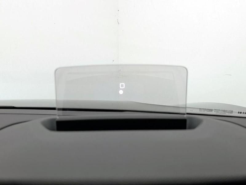 Image 2/4