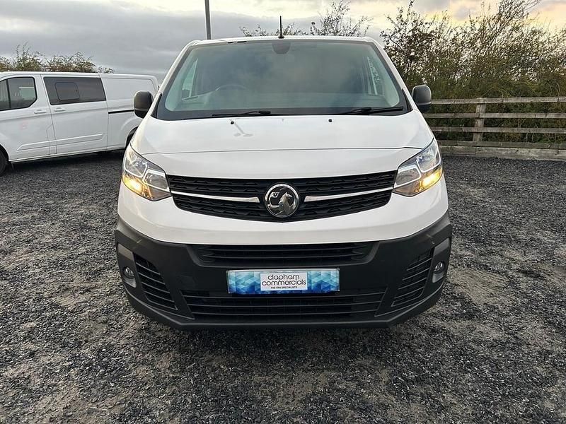 Used Vauxhall Vivaro 100 HP (73 kW) 2020 White MPV