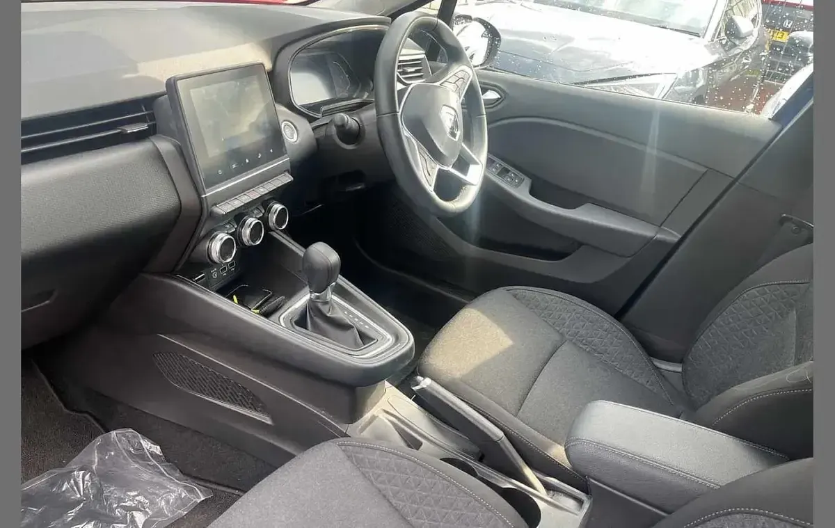 Gebraucht Renault Clio V Evolution 143 PS (105 kW) 2023 Blau Kleinwagen