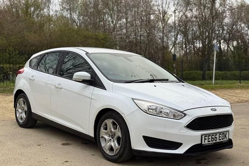 Used Ford Focus Style 2016 White Hatchback