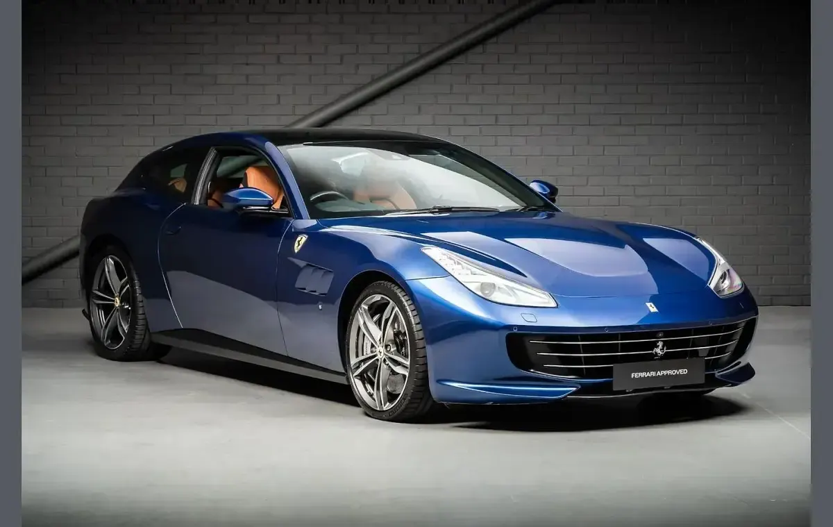 Used Ferrari GTC4Lusso 680 HP (500 kW) 2019 Blue Estate