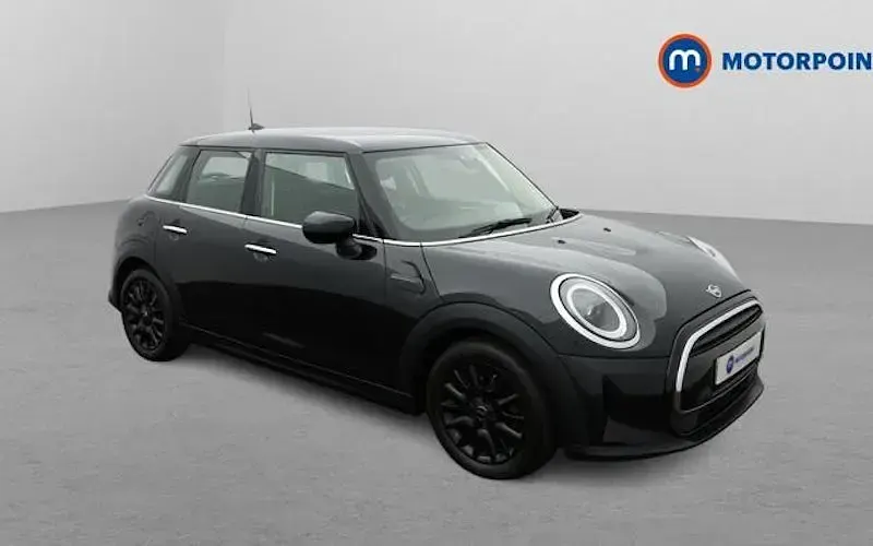 Used Mini Cooper Classic 136 HP (100 kW) 2023 Hatchback