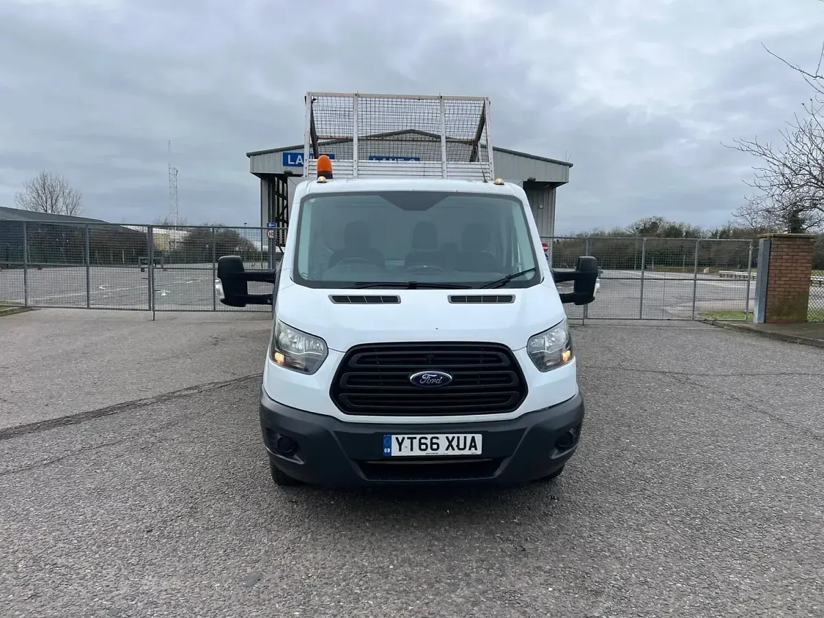 Used Ford Transit 105 HP (77 kW) 2016 White Van