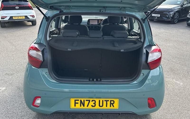 Used Hyundai i10 Advanced 84 HP (61 kW) 2025 Hatchback