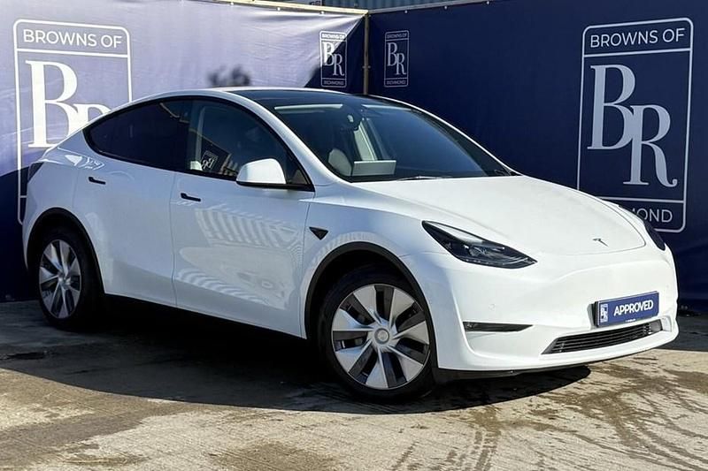 White Used 2022 Tesla Model Y Long Range AWD SUV | £25,299 (Fair price) - Image 1/1