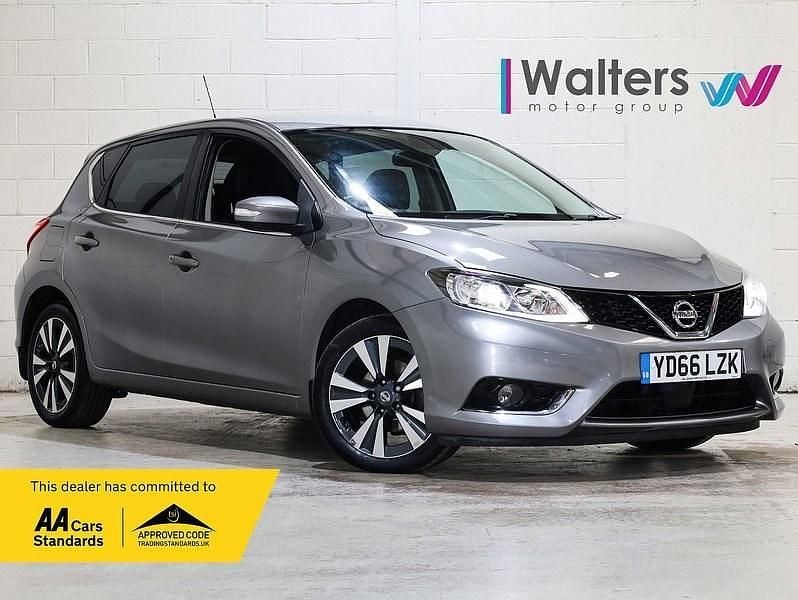 Grey Used 2016 Nissan Pulsar N-Connecta Hatchback | £5,700 (Fair price) - Image 1/4