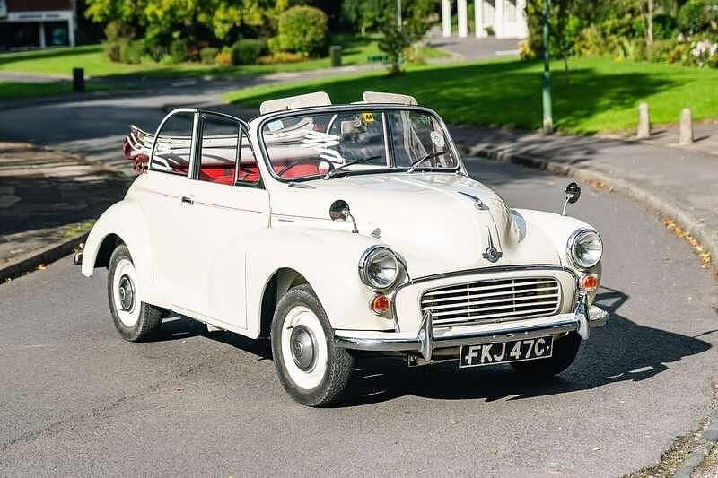 White/red Used 1965 Morris Minor | £6,000 - Image 1/4