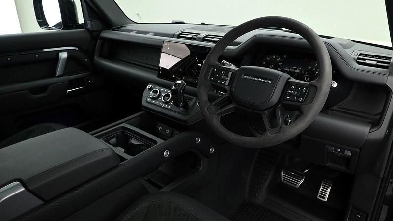 Image 3/4