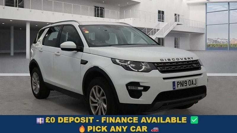 White Used 2019 Land Rover Discovery Sport SE SUV | £13,849 (Good price) - Image 1/4