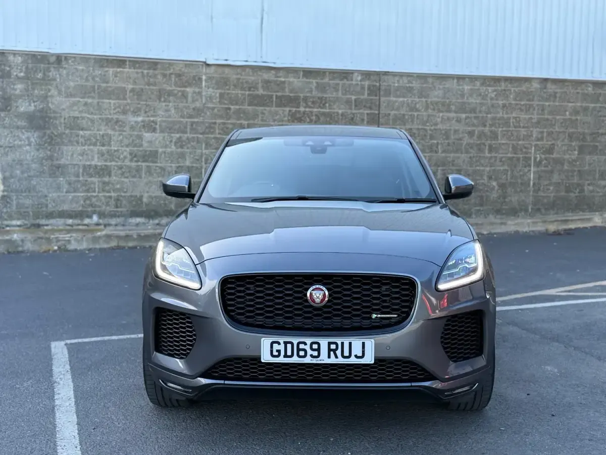Używany Jaguar E-Pace Chequered Flag 2020 Szary SUV