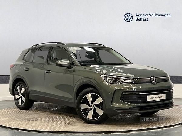 Green Used 2024 VW Tiguan Edition SUV | £27,950 (Expensive) - Image 1/4