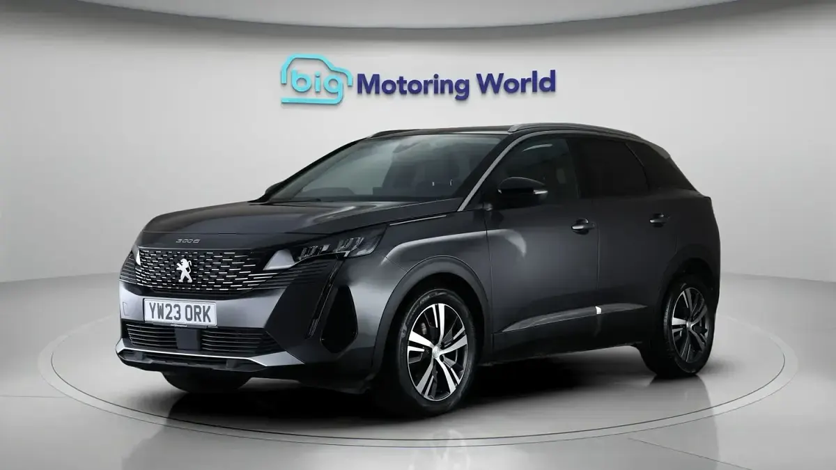 Used Peugeot 3008 Allure+ 131 HP (96 kW) 2022 Grey SUV