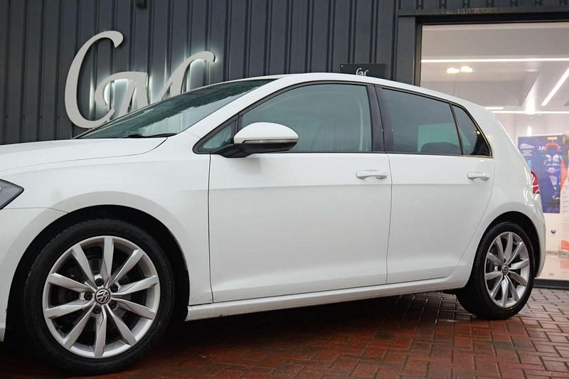 Usado VW Golf VII GT 150 HP (110 kW) 2017 Branco Citadino