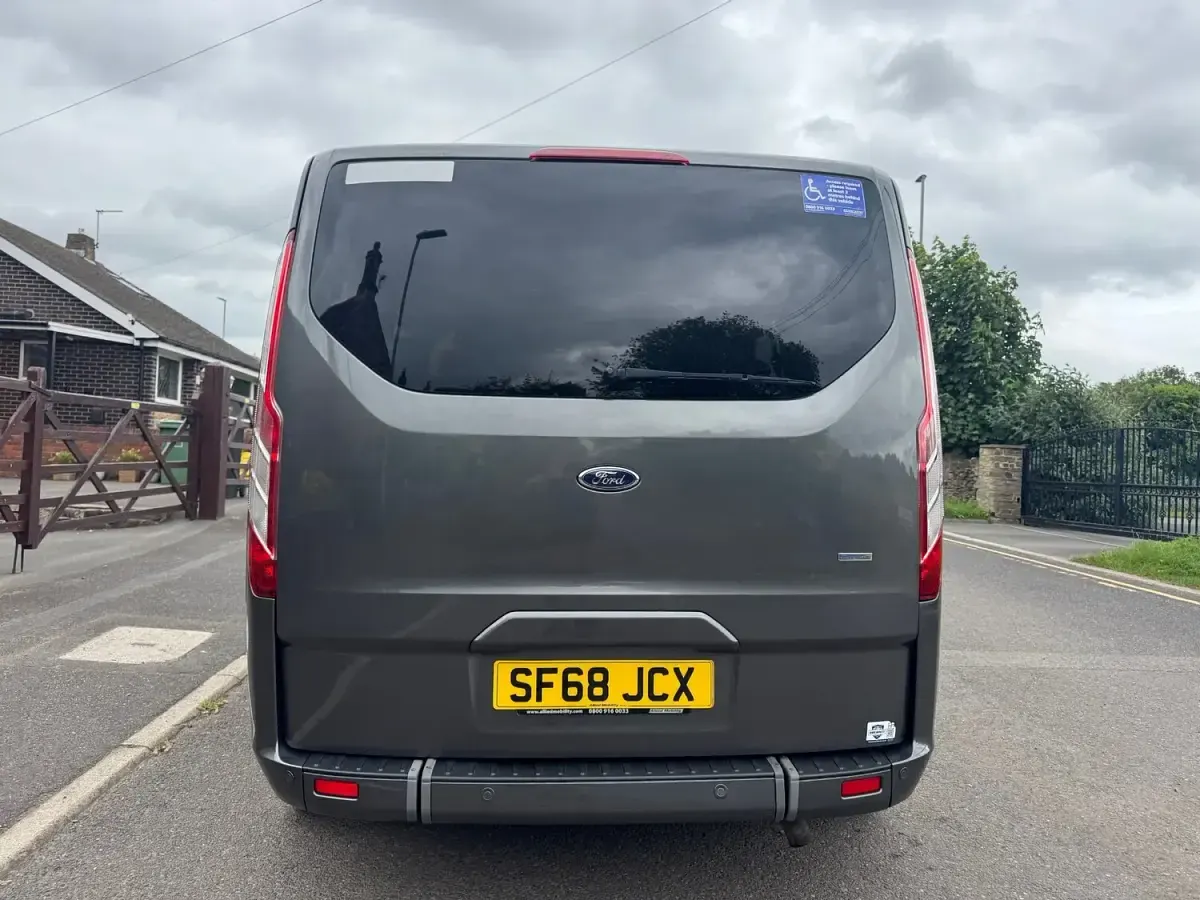 Used Ford Tourneo Custom Titanium 2019 Grey Van