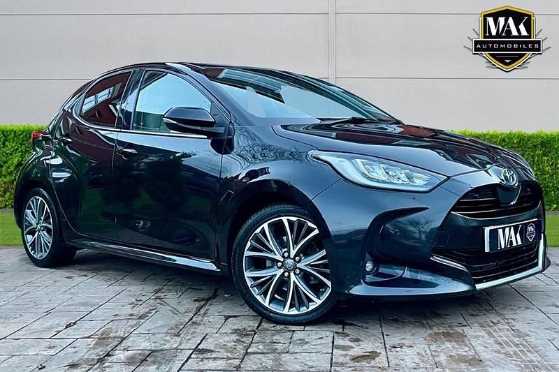 Used Toyota Yaris Hybrid 116 HP (85 kW) 2022