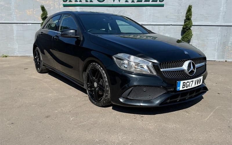Usado Mercedes A200 AMG line 136 CV (100 kW) 2018 Utilitario