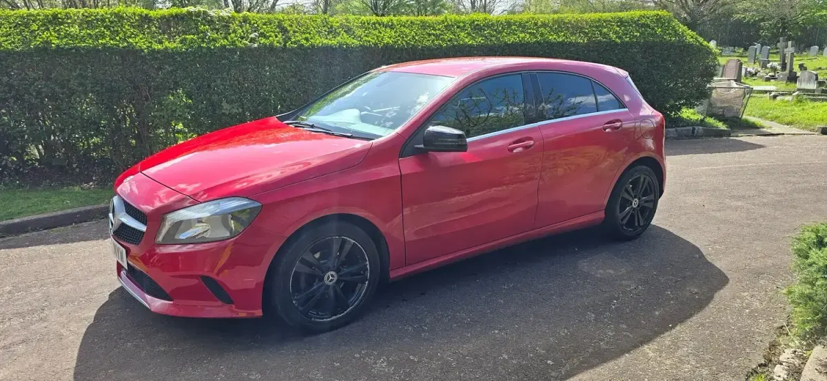Used Mercedes A180 2017 Red Hatchback