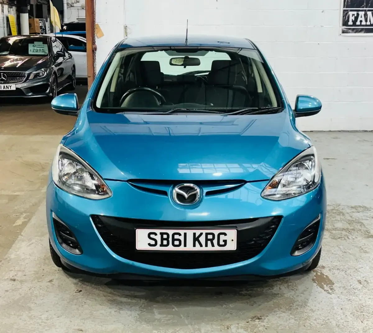 Used Mazda 2 102 HP (75 kW) 2011 Blue Hatchback