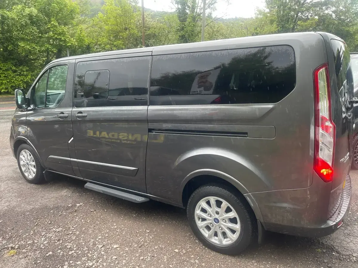 Used Ford Tourneo Custom Titanium 130 HP (95 kW) 2020 Grey Van