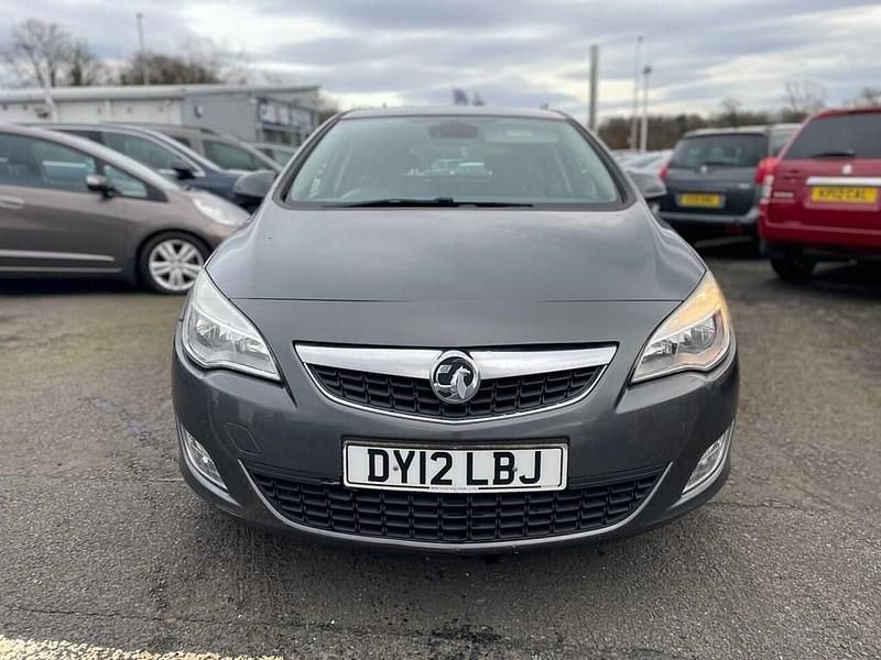 Used Vauxhall Astra 165 HP (121 kW) 2012 Grey Hatchback