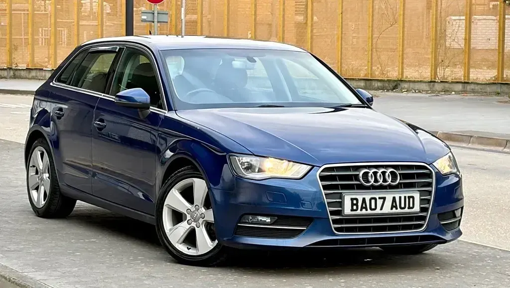 Used Audi A3 Sportback Sport 2015 Blue Hatchback