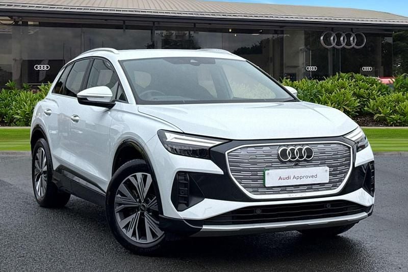 White Used 2022 Audi Q4 e-tron Sport SUV | £21,690 (Good price) - Image 1/4