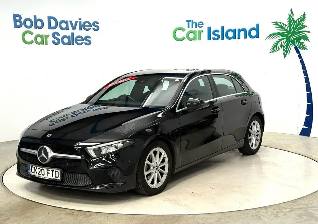 Used Mercedes A180 Executive 136 HP (100 kW) 2020 Black Hatchback