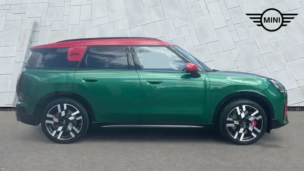 Used Mini John Cooper Works Countryman 296 HP (217 kW) 2025 Green SUV