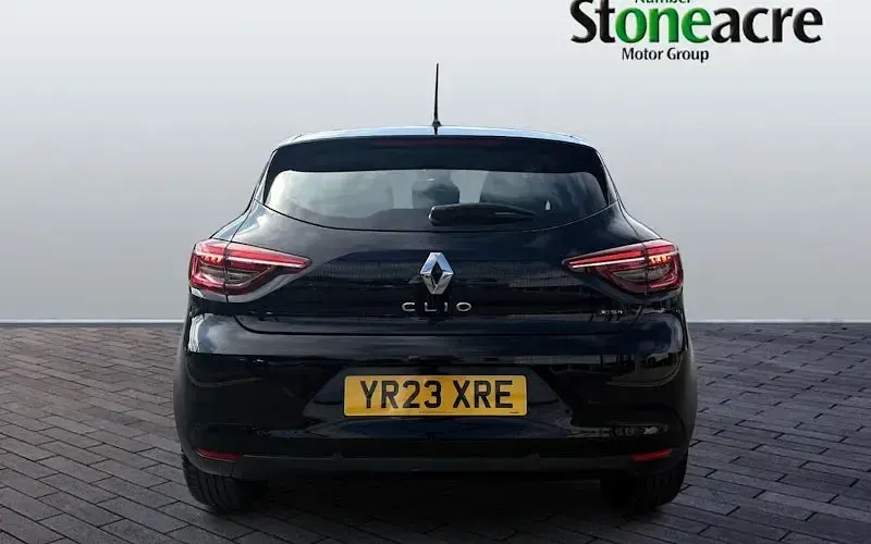 Used Renault Clio Evolution 145 HP (106 kW) 2023 Black Hatchback