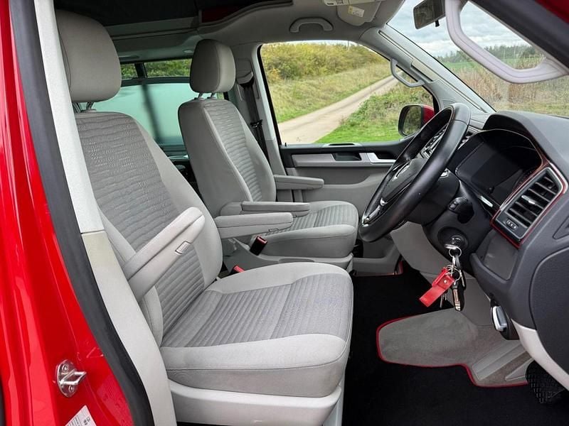 Used VW California California 204 HP (150 kW) 2017 Red Van