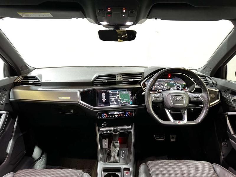 Used Audi Q3 S-Line 150 HP (110 kW) 2018 Black SUV