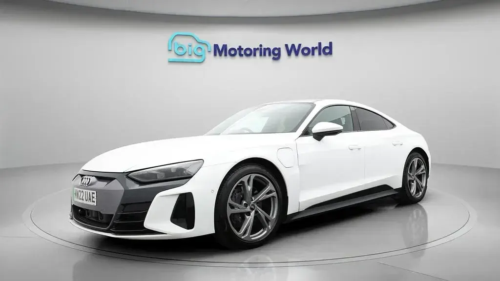 Used Audi e-tron GT quattro 494 kW (673 HP) 2022 White Sedan