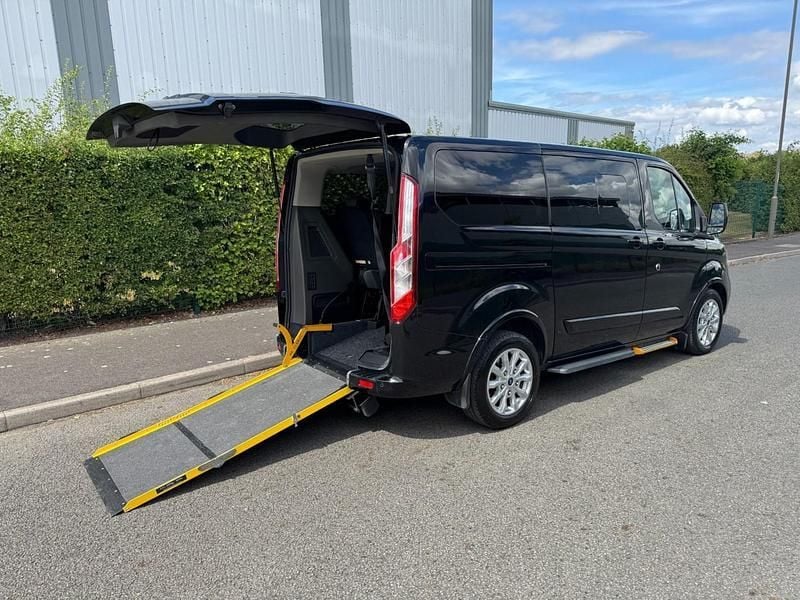Black Used 2022 Ford Tourneo Custom Titanium MPV | £24,950 (Super price) - Image 1/4