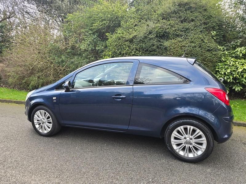 Used Vauxhall Corsa 2012 Blue Hatchback