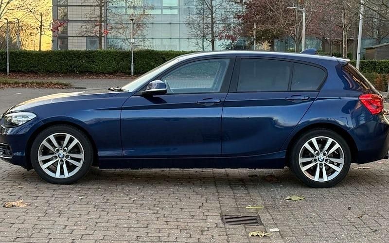 Used BMW 116 Sport Line 116 HP (85 kW) 2015 Blue Hatchback