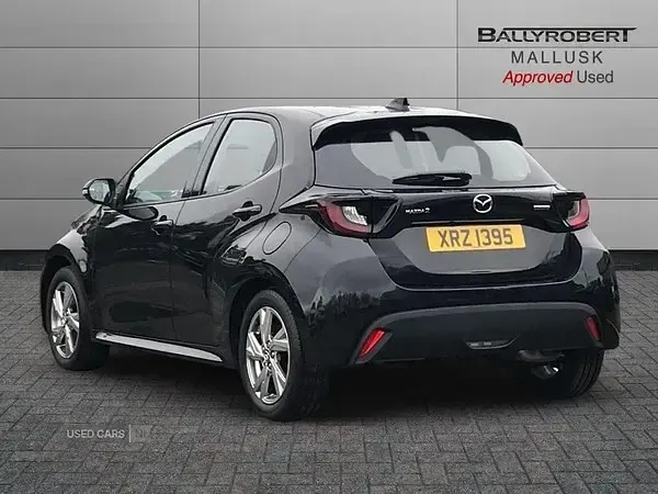 Novo Mazda 2 Exclusive-Line 116 HP (85 kW) 2026 Preto Citadino