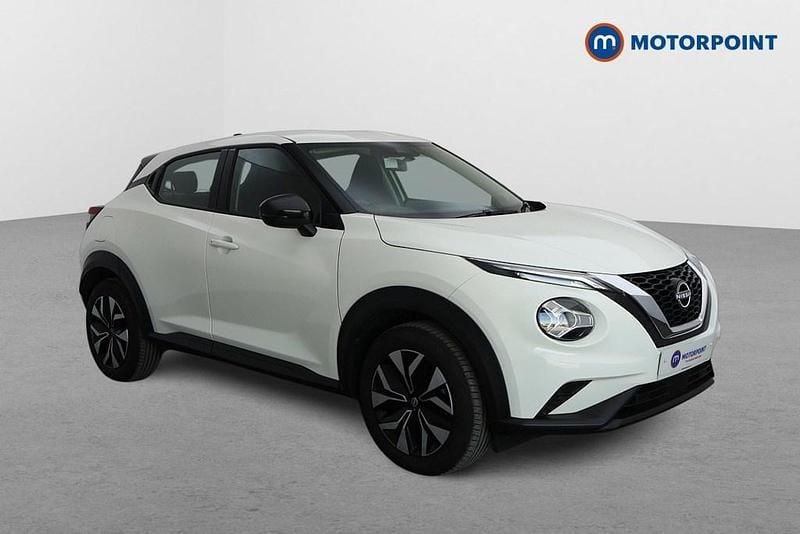 White Used 2024 Nissan Juke Acenta SUV | £15,699 (Fair price) - Image 1/4