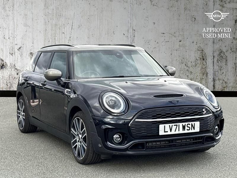 Black Used 2022 Mini Cooper S Clubman Exclusive Estate | £23,912 (Fair price) - Image 1/4