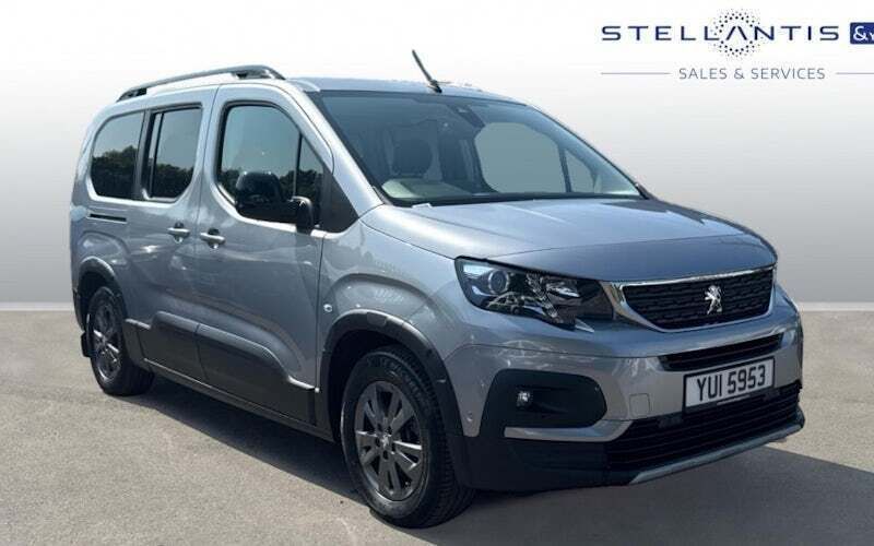 Grey Used 2022 Peugeot Rifter Allure Premium MPV | £17,846 (Super price) - Image 1/4