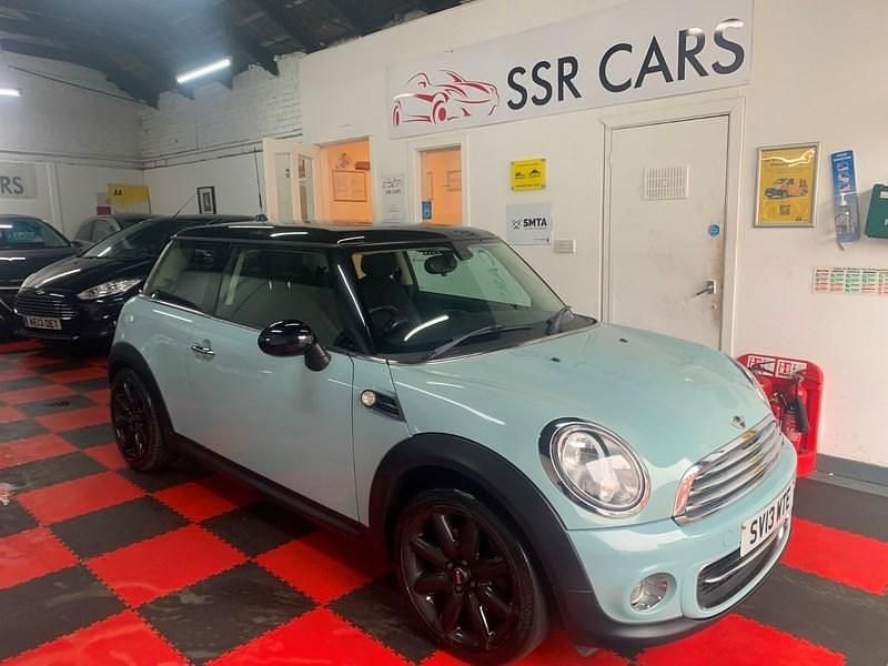 Used Mini Cooper Hatch 122 HP (89 kW) 2013 Blue Hatchback